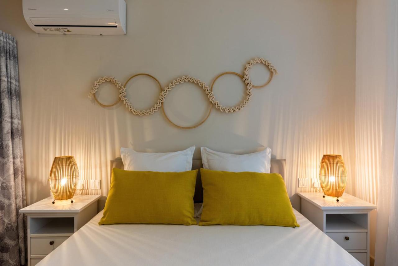 Les Cerisiers Beach Residence, Cosy And Modern 3 Bedroom Apartment Located 50 Metres From The Beach And From All Amenities And Restaurants On The Coastal Road Flic en Flac Bagian luar foto