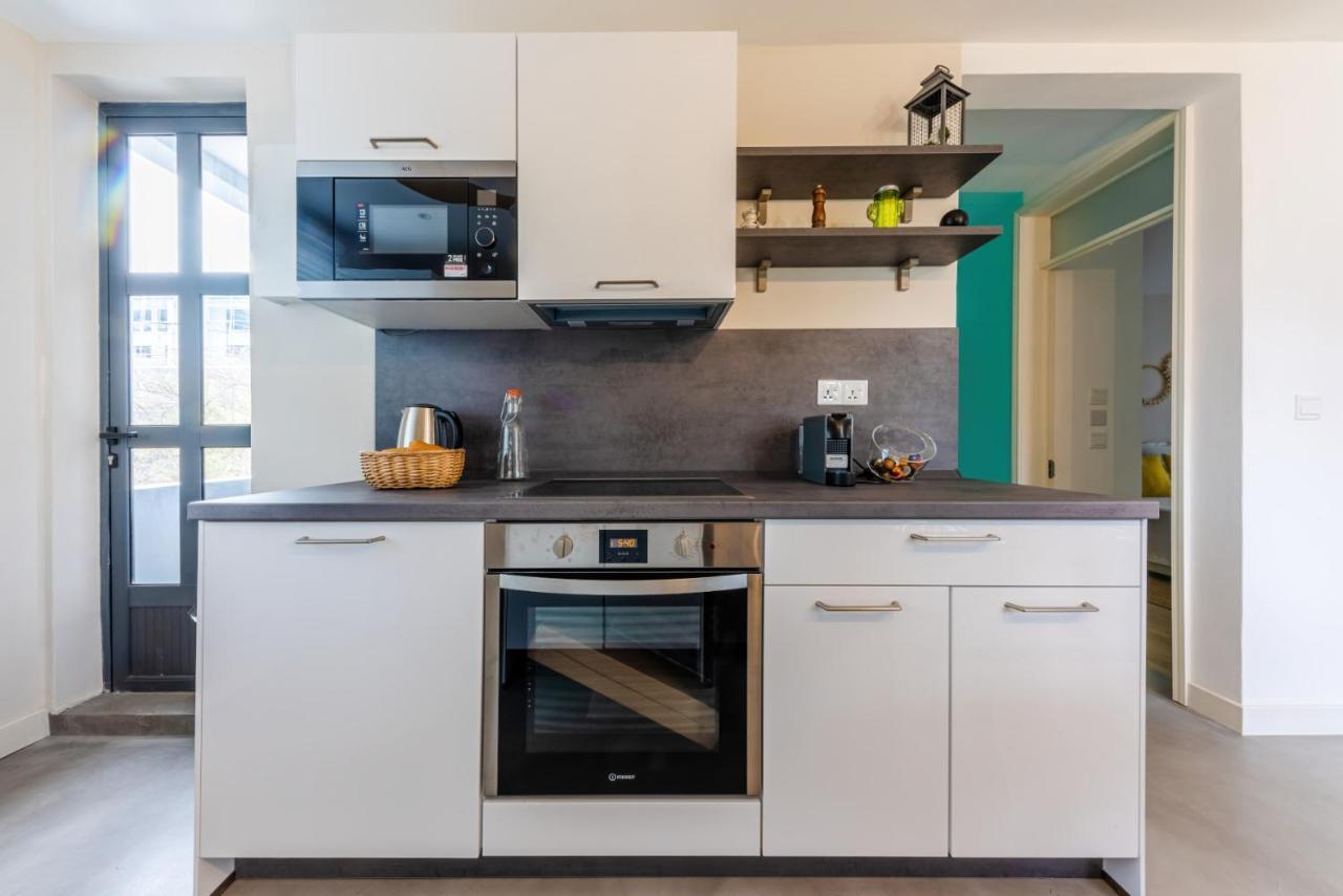 Les Cerisiers Beach Residence, Cosy And Modern 3 Bedroom Apartment Located 50 Metres From The Beach And From All Amenities And Restaurants On The Coastal Road Flic en Flac Bagian luar foto